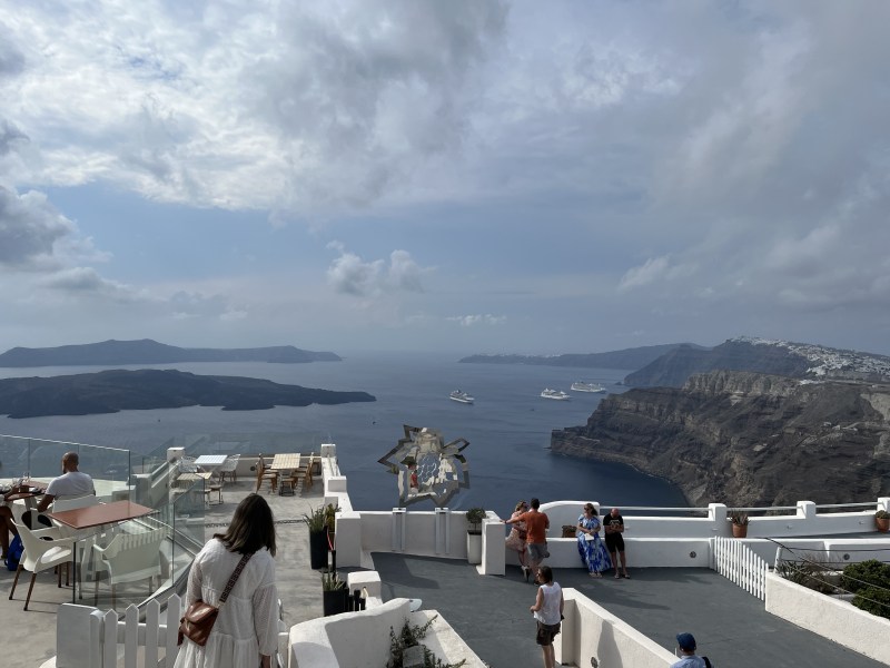Review: Shore Excursions Group (Exclusive Santorini, Oia, and Winery&nbsp;Tour)